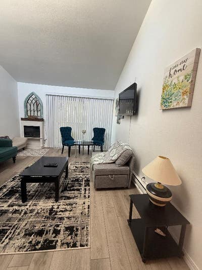 Furnished 1BR Ba Upstairs Condo Main Photo