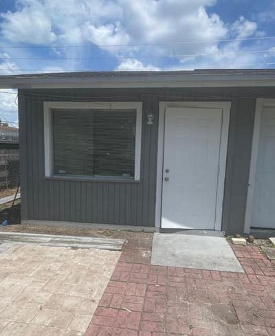 Studio in Sky Lake near Florida mall Main Photo