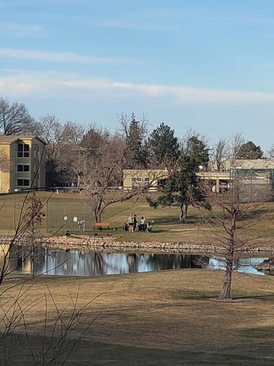 Windsor Gardens premium golf course condo Main Photo