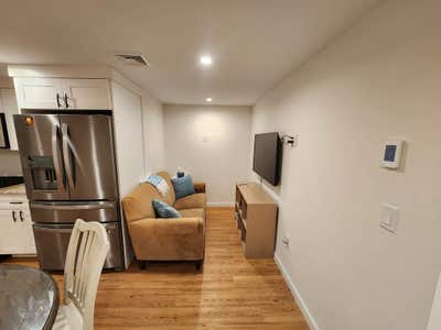 In-Home apartment bedroom in Manomet Center Main Photo