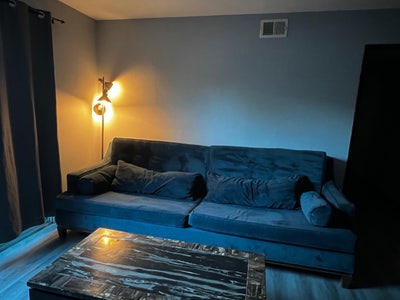 Room for rent - March  Main Photo