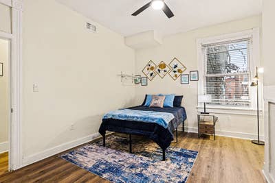 Freshly Updated Baltimore Townhouse – Comfort Meet Main Photo