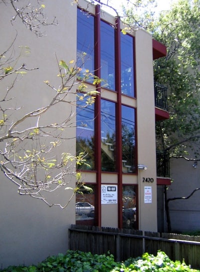 Updated Kitchen & Bathroom with New Flooring Main Photo
