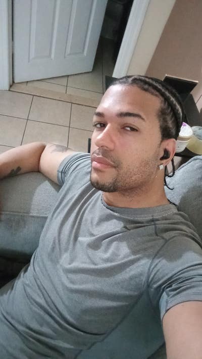 Professional Male seeks a small or large room Main Photo