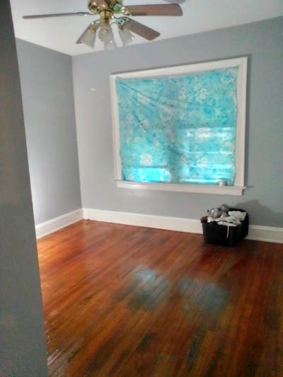 Large attic room for rent and a large room for ren Main Photo