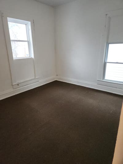 Room for Rent Main Photo