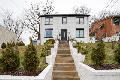 Basement Unit in Capital View Main Photo