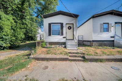 Charming 1 Bed Bath Single Family Home in Louisvil Main Photo