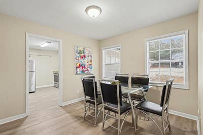 ⭐ Private Bathrooms in East Point ⭐ Upgraded and N Main Photo