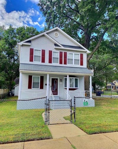 Spacious room near Washington DC Main Photo
