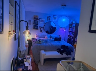 Spacious master bedroom with en suite bathroom! Main Photo