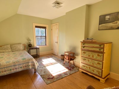 Furnished room in Jamaica Plain Main Photo