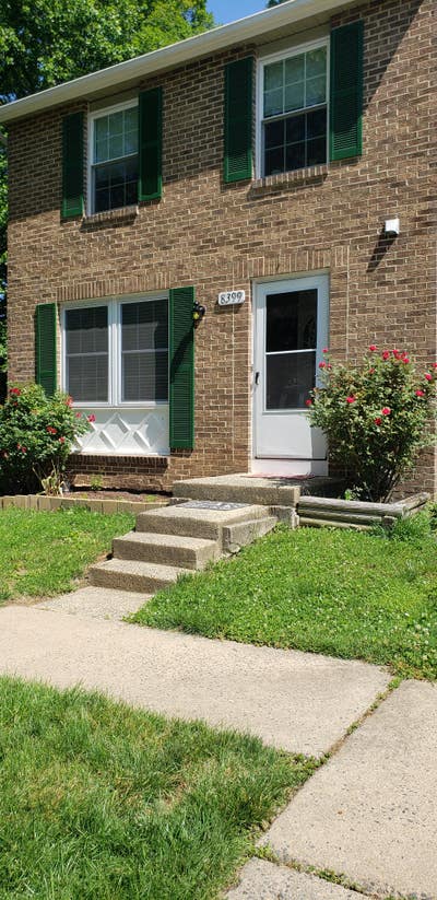 Basement for Rent Main Photo