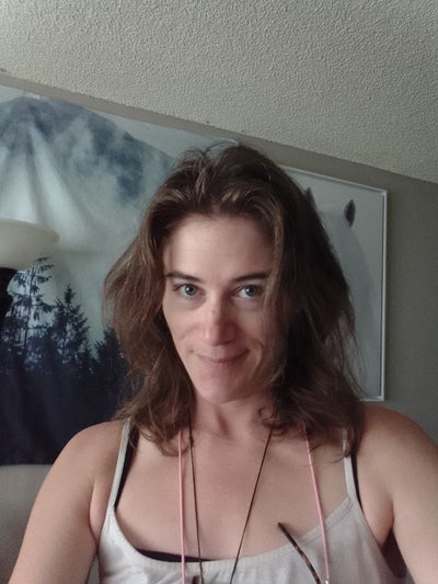 Low key adult looking for dog-savvy home Main Photo