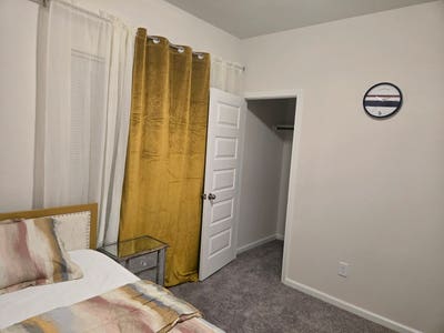 Rooms available Main Photo