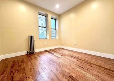 Move in Asap- Room for Rent $975 Main Photo
