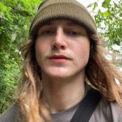 22 year old Male seeks a small or large room Main Photo