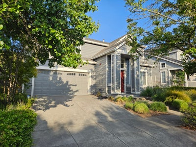 Spacious Home & Yard on Preserve Main Photo
