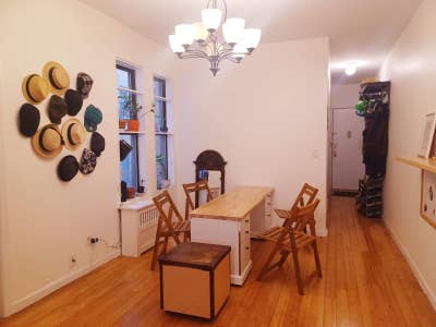 Charming 2-bedroom uptown Main Photo