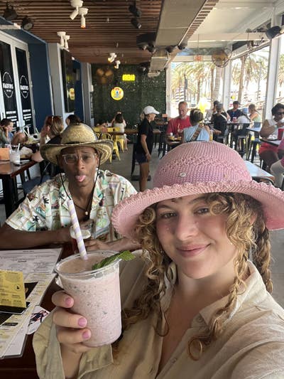 Room wanted in San Diego, CA Main Photo