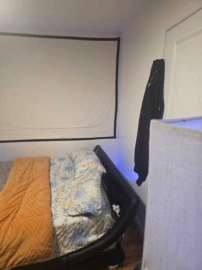 Two open bedrooms available for rent Main Photo