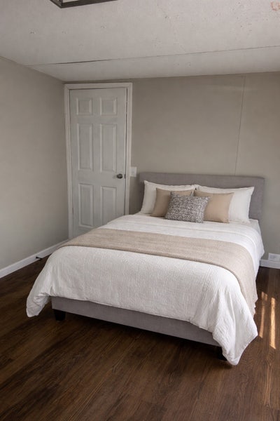 Renovated Cozy Home  Main Photo