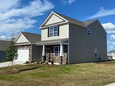 4 Bedroom 3.5 Bathroom Home  Main Photo