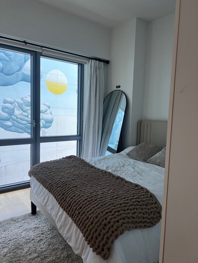 ISO Roommate for a fully furnished room in 2bd Main Photo