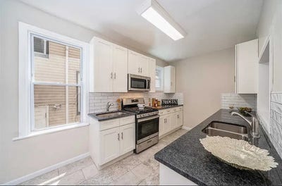 Room Available Main Photo