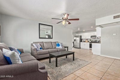 Room for Rent Near ASU & Tempe Marketplace Main Photo