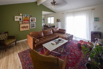 Private room and bathroom in South Austin Main Photo