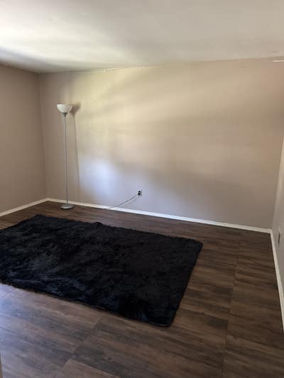 Single Room in 4 bed house in North Brunswick Main Photo