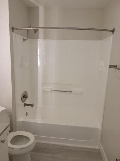 Recamara/habitación amplia para alquilar Main Photo