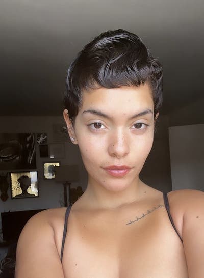 Hi! Please contact me Text ... Main Photo