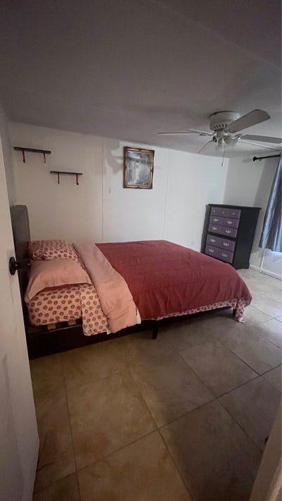 Beautiful and comfortable Room   Main Photo