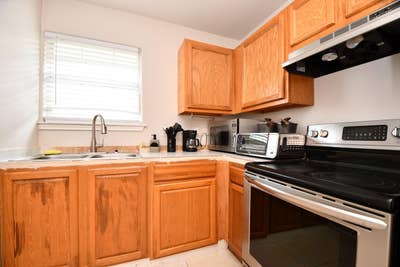 Comfort, Connection & Convenience – Houston CoLivi Main Photo