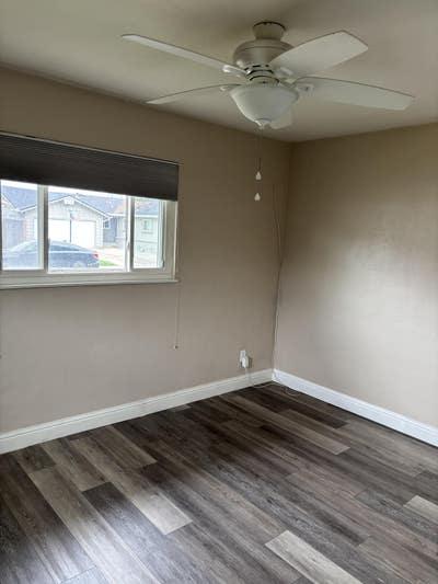 Room for rent Main Photo