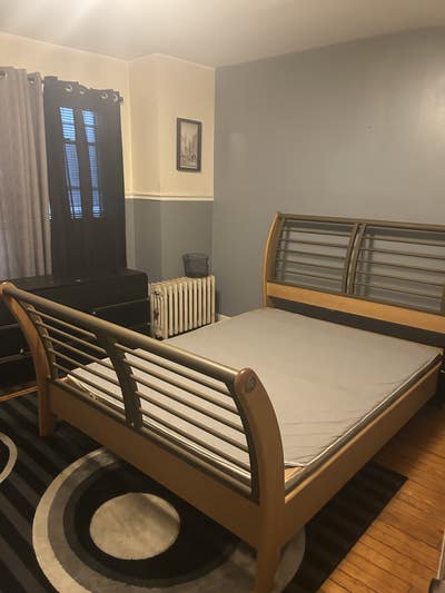 Clean furnished room for rent Main Photo
