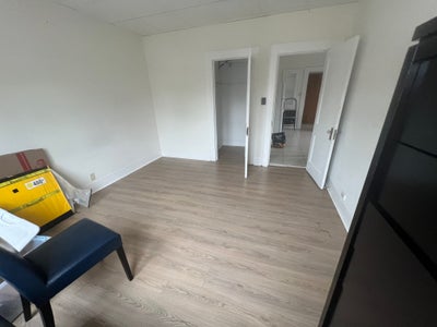 2 Rooms Available in Bright Spacious 3BR Apartment Main Photo