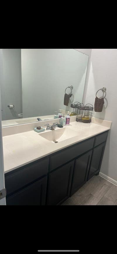 2 bedrooms for rent ASAP Main Photo