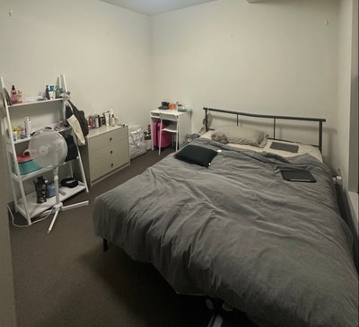 Private room and bathroom Main Photo