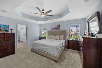 Private Rooms Available in Spacious Home Near Par Main Photo