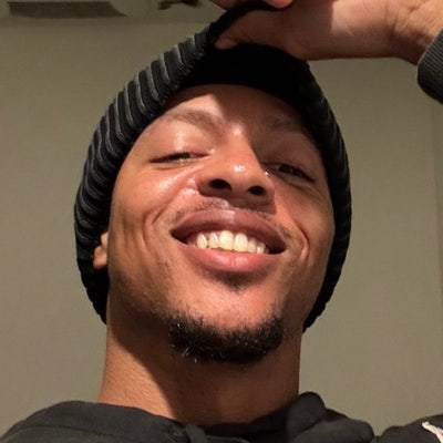 Looking for a room or roommates while in school  Main Photo