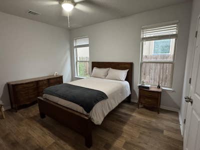 Spacious Master Bedroom w Elegant Furnishings Main Photo