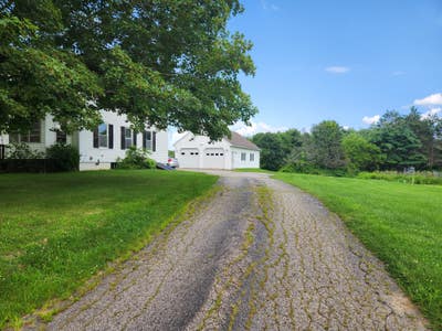 Nice Living, Large Furnished Room  Main Photo