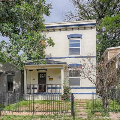 Dazzling North Capitol Hill home with fenced yard Main Photo