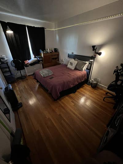 Bedroom Private 1/2 Bathroom Main Photo