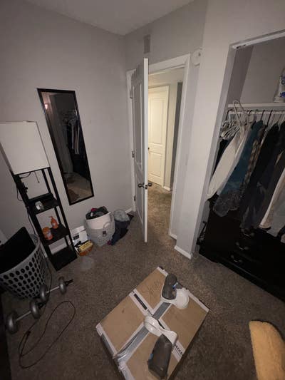 Bedroom for Rent!!  Main Photo