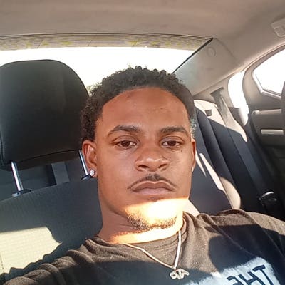 29M, $500 Budget, Move In 01/14/2026, Any Gender Main Photo