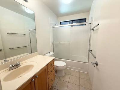 Available 3 bedroom property are ready for move in Main Photo